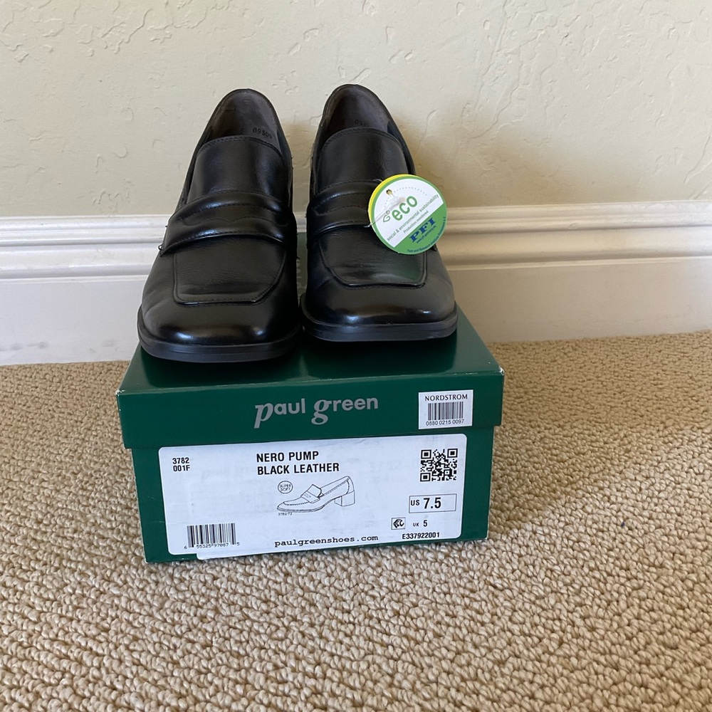 NWT Paul Green Nero Penny Loafer pump  Sz 7.5